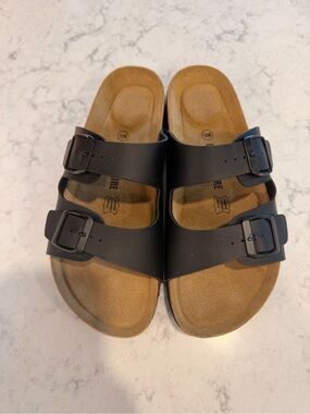 Cushionaire Women’s Lane Black Cork Footbed Double Buckle Sandals
